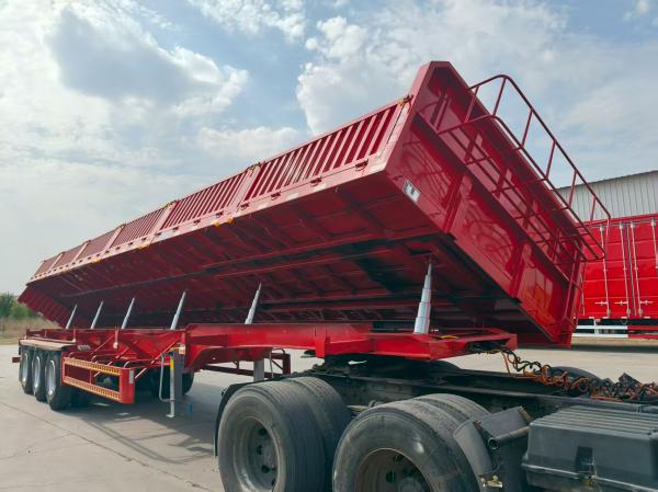 侧翻自卸半挂车